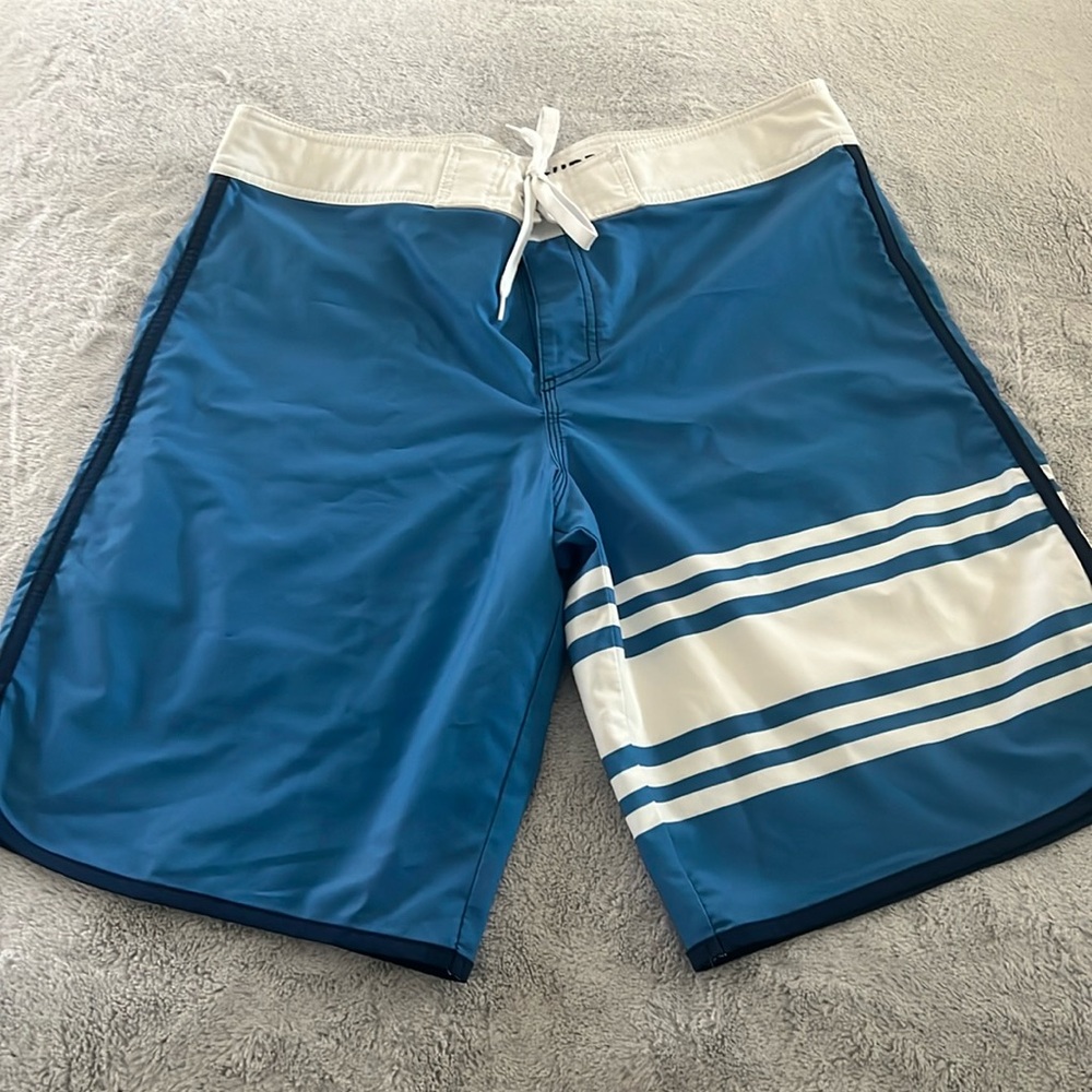 Mossimo men’s board shorts size 36